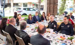 Narlıdere'de muhtarlar Tarihi Yukarıköy'de buluştu