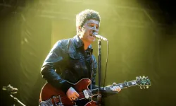 Oasis hatıraları açık artırmada alıcı buldu, Noel Gallagher’ın gitarı ne kadara satıldı?
