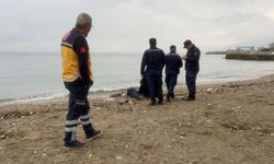 Sahile vuran erkek cesedi bulundu! Üzerinden çıkan not dikkat çekti