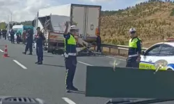 Tırın arkadan çarptığı kamyonetteki 1 kişi öldü, 1 kişi yaralandı
