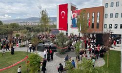 BAYETAV Okulları Evka-3 Kampüsü Cumhuriyet coşkusuyla açıldı