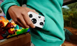 Xbox Nano Controller tanıtıldı: Standart kumandadan farkı ne?