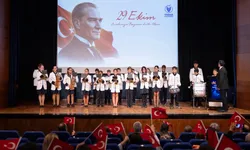 Yaşar Üniversitesi'nde Cumhuriyet'in 103. yılı coşkuyla kutlandı