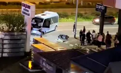 Şehir içi yolcu minibüsü ile çarpışan motosiklet sürücüsü hayatını kaybetti
