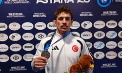 Yüksel Sarıçiçek Dünya Şampiyonası'nda gümüş madalya kazandı