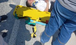 Kasksız motosikletli az daha canından oluyordu! Havada defalarca takla atarak...