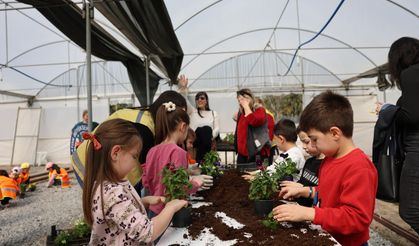 Aydın'da minik eller toprakla buluştu