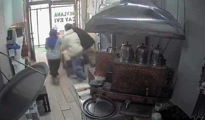 İstanbul'da 6.2'lik deprem anı kamerada