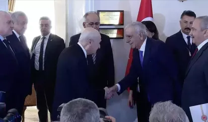 TBMM’de dikkat çeken buluşma: DEM Parti, MHP’nin kapısını çalıyor!