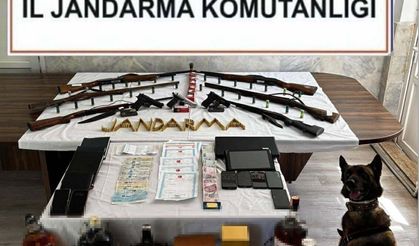 Tefeci şebekesine darbe: 6 kişi tutuklandı, çok sayıda silah ve senet ele geçirildi!