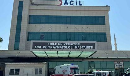 Akrabalar arasındaki tartışma kanlı bitti: Baba öldü, oğlu yaralı!