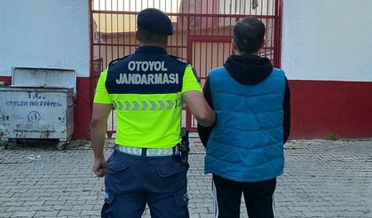 Jandarmadan kaçak göçmen operasyonu: Aralarında terör örgütü üyesi de var!