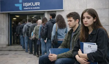 Mezun oldular, kuyruğa girdiler
