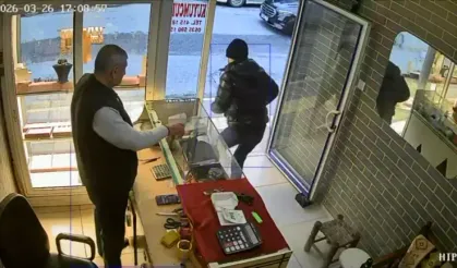 Altın yüzüğü “fotoğraf çekme” bahanesiyle alıp kayıplara karıştı: Yakalandı, tutuklandı!