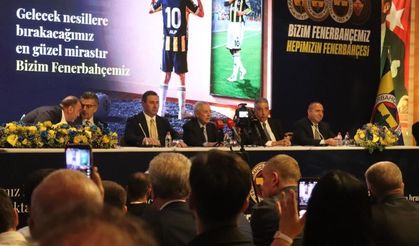 Aziz Yıldırım İzmir’de kongre üyeleriyle buluştu: “Dargınlıkları bitirecek tek şey şampiyonluk”