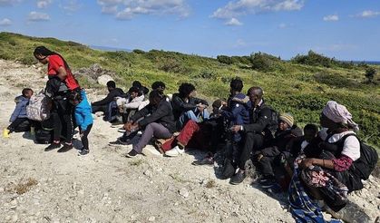 İzmir’de peş peşe düzensiz göçmen operasyonu: Çocuklar da vardı