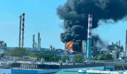 Petrokimya tesisinde patlama: Ölü ve yaralılar var!