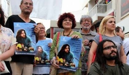 İzmir’in mücadeleci ismi Sibel Altıneş hayatını kaybetti