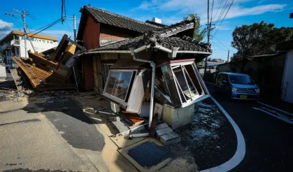 Japonya'daki Kumamoto depreminde can kaybı 30'a yükseldi