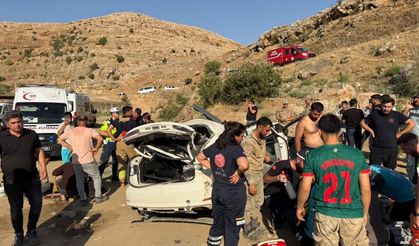 Şarampole yuvarlanan otomobilde can pazarı: 2 ölü, 2 ağır yraalı
