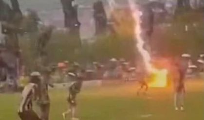 Futbol sahasında yıldırım faciası: 27 yaşındaki oyuncu hayatını kaybetti