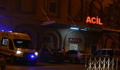 İki grup arasında taşlar, soplar ve bıçaklar konuştu... 1'i ağır 3 yaralı!