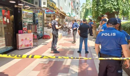 Telefoncuda silahlı kavga: İş yeri sahibi ağır yaralandı