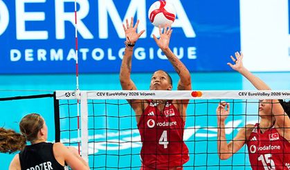 Türkiye, Almanya'yı 3-1 yenerek 4. galibiyetini aldı