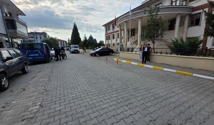 6 çocuk annesi eşini bıçakladı, kaçtı, kısa sürede yakalanıp tutuklandı!
