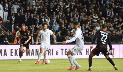 Altay, Eskişehirspor karşısında öne geçtiği maçta 4-1 mağlup oldu