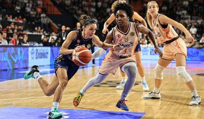 Fenerbahçe Tarfin, Kadınlar Süper Kupa'da şampiyon oldu