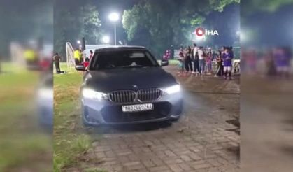 Hindistan’da ünlü oyuncunun aracına silahlı saldırı: 2 yaralı