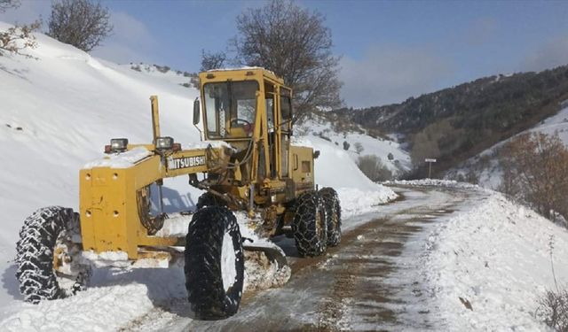 Orta ve Doğu Karadeniz’de Karla Mücadele Hızla Devam Ediyor