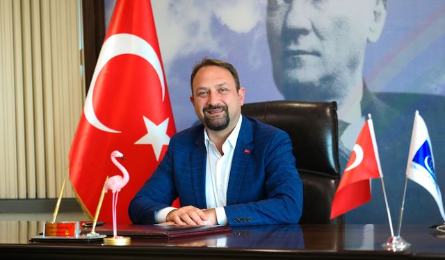 Utku Gümrükçü CHP İzmir İl Başkanı oldu