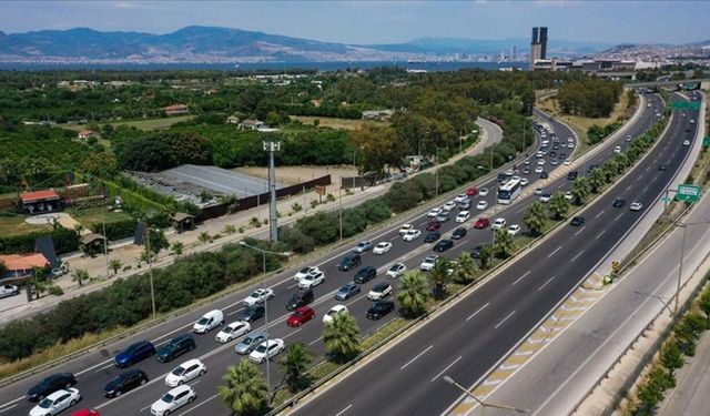 İzmir’de 3 otoyol için 30 yıllık özelleştirme kararı
