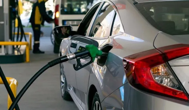 Benzin ve motorine yeni zam kapıda! Fiyatlar uçtu