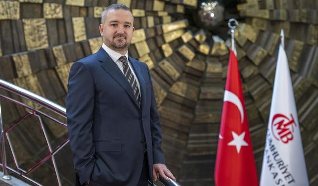 Merkez Bankası Başkanı Karahan yanıtladı: Asgari ücrete ara zam gelecek mi?