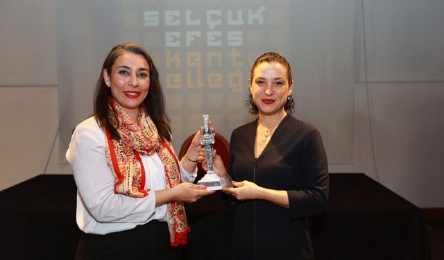 Efes Selçuk'un kültürel mirası kitaplaştırıldı