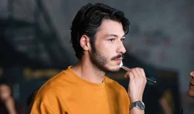 Kubilay Aka’dan pembe saçlı yeni imaj