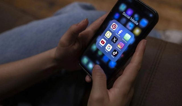 Sosyal medya devinden yeni düzenleme! O yaş grubu canlı yayın açamayacak