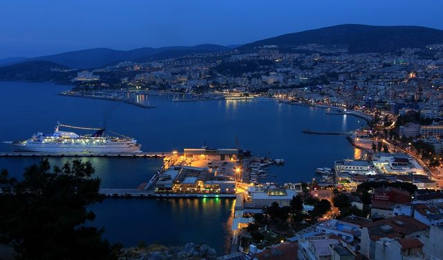 Kuşadası turizm yatırımlarıyla parlıyor