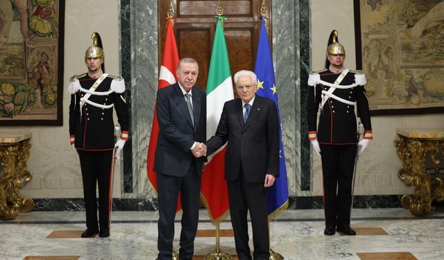 Roma’da kritik zirve: Cumhurbaşkanı Erdoğan, İtalya Cumhurbaşkanı Mattarella ile biraraya geldi!