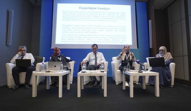 "3. Uluslararası Aile Sempozyumu" devam ediyor