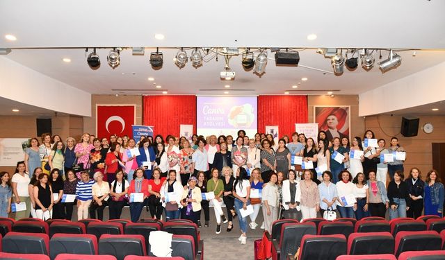 Çiğli örnek oldu: Kadınlar dijital dünyada parlıyor