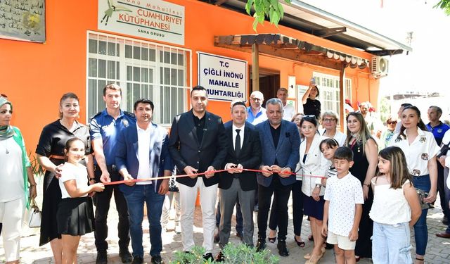 Çiğli'de Cumhuriyet Kütüphanesi kapılarını açtı