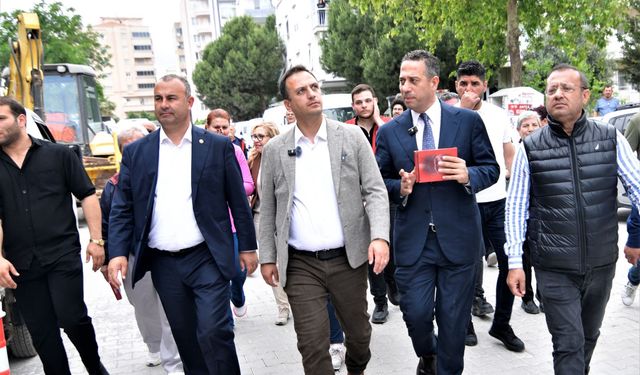 Bornova Abide-i Hürriyet’ten Gündoğdu’ya demokrasi yürüyüşü gerçekleştirildi