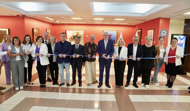 Ege Üniversitesi'nden 70. yıla sanatla kutlama