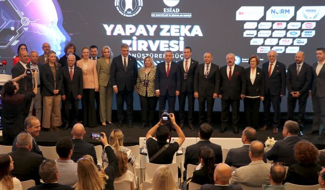 EGİAD ve ESİAD'dan güç birliği: İzmir, yapay zekada vizyon çiziyor