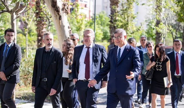 İzmir'de AB rüzgarı: Başkan Tugay'dan iklim ve iş birliği mesajı