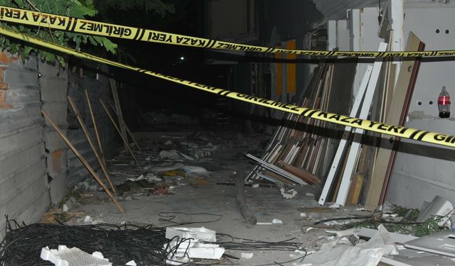 İzmir'de metruk binadaki kuyuda feci son: Hurda toplarken hayatını kaybetti!